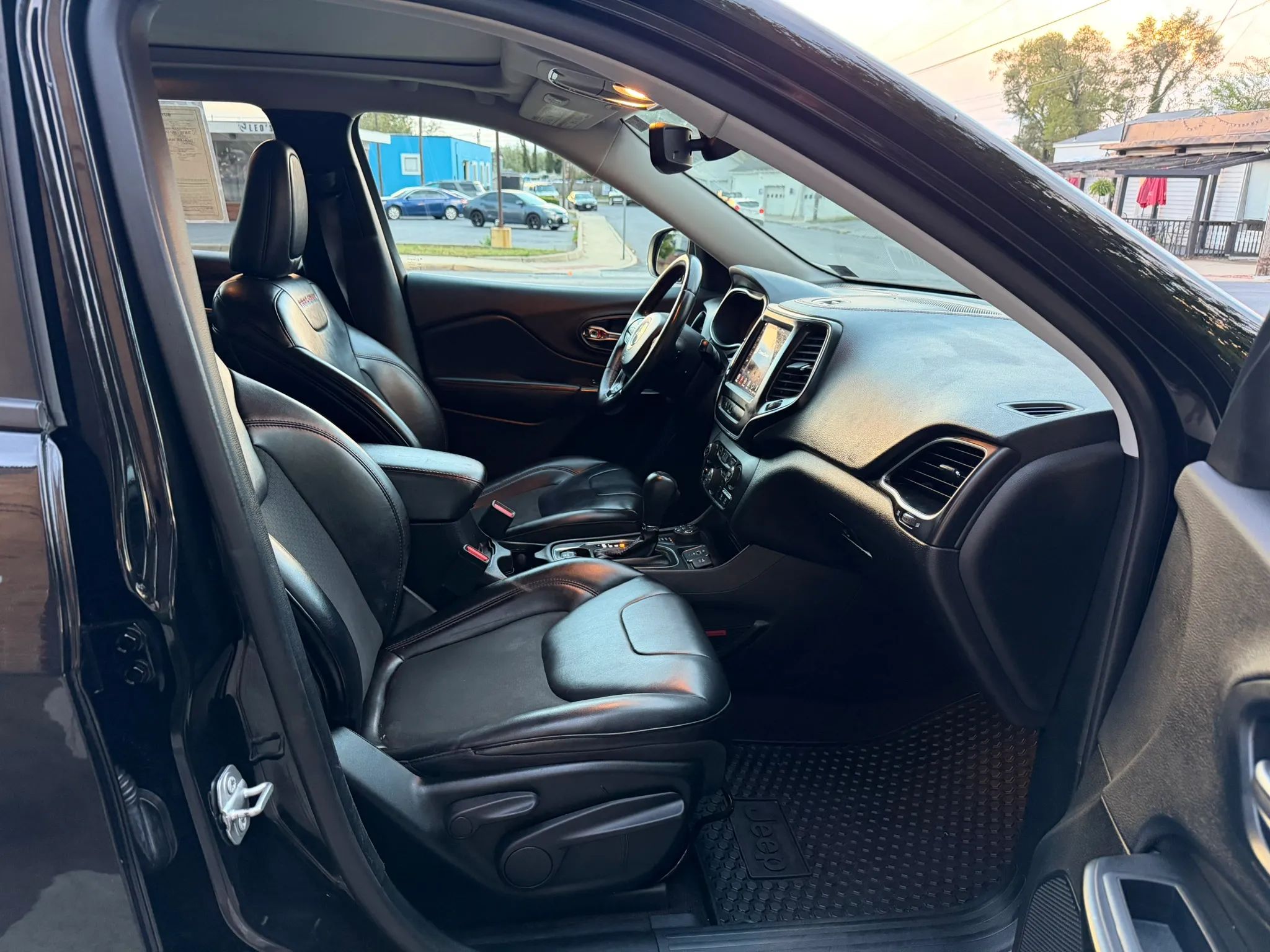 2019 Jeep Cherokee TrailHawk Sport Utility 4D
