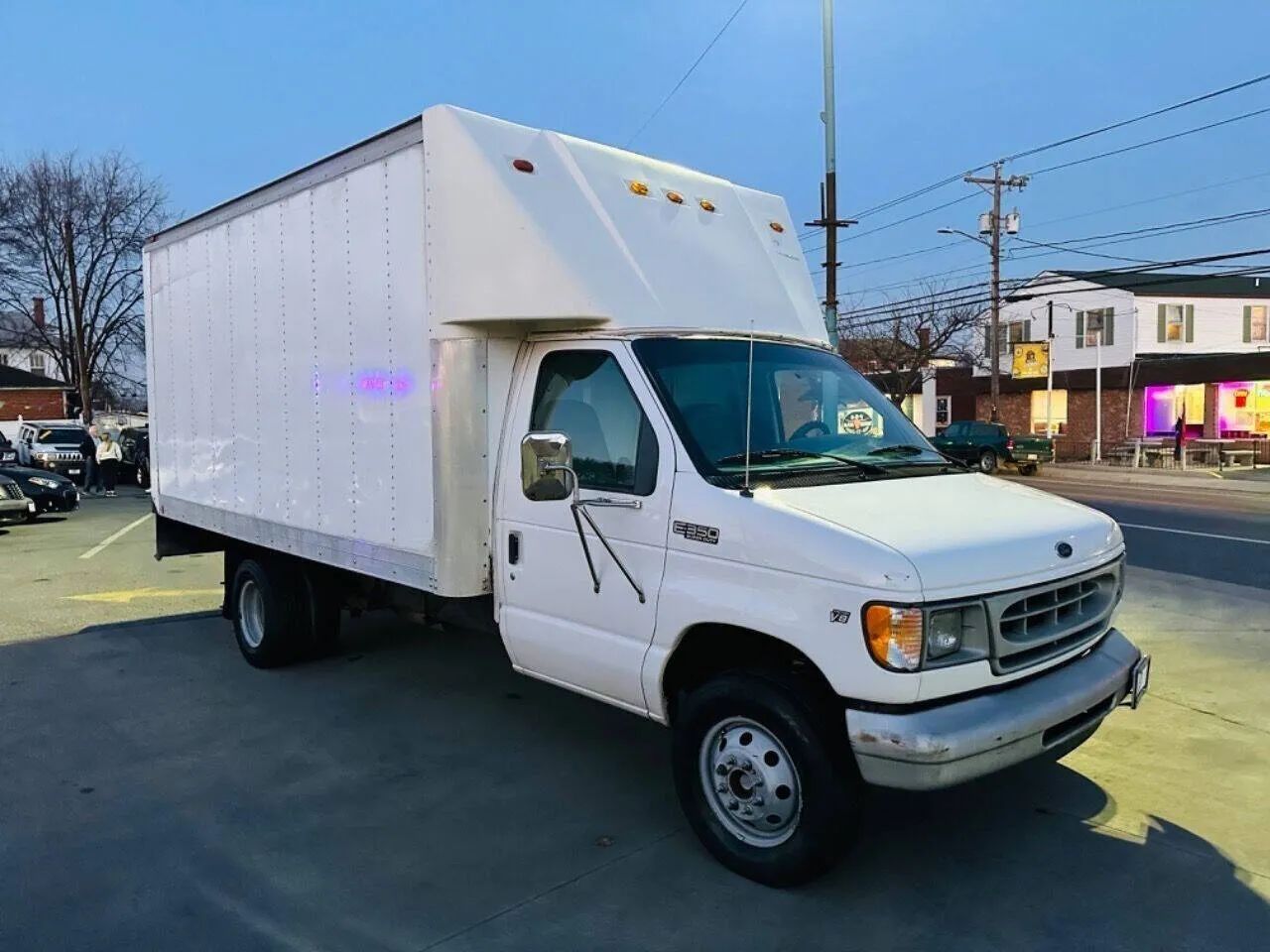 2002 Ford E-Series E-350 SD Commercial/Cutaway/Chassis photo 24