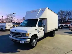2002 Ford Econoline E350 Super Duty Cutaway Van Cab-Chassis 2D photo 1