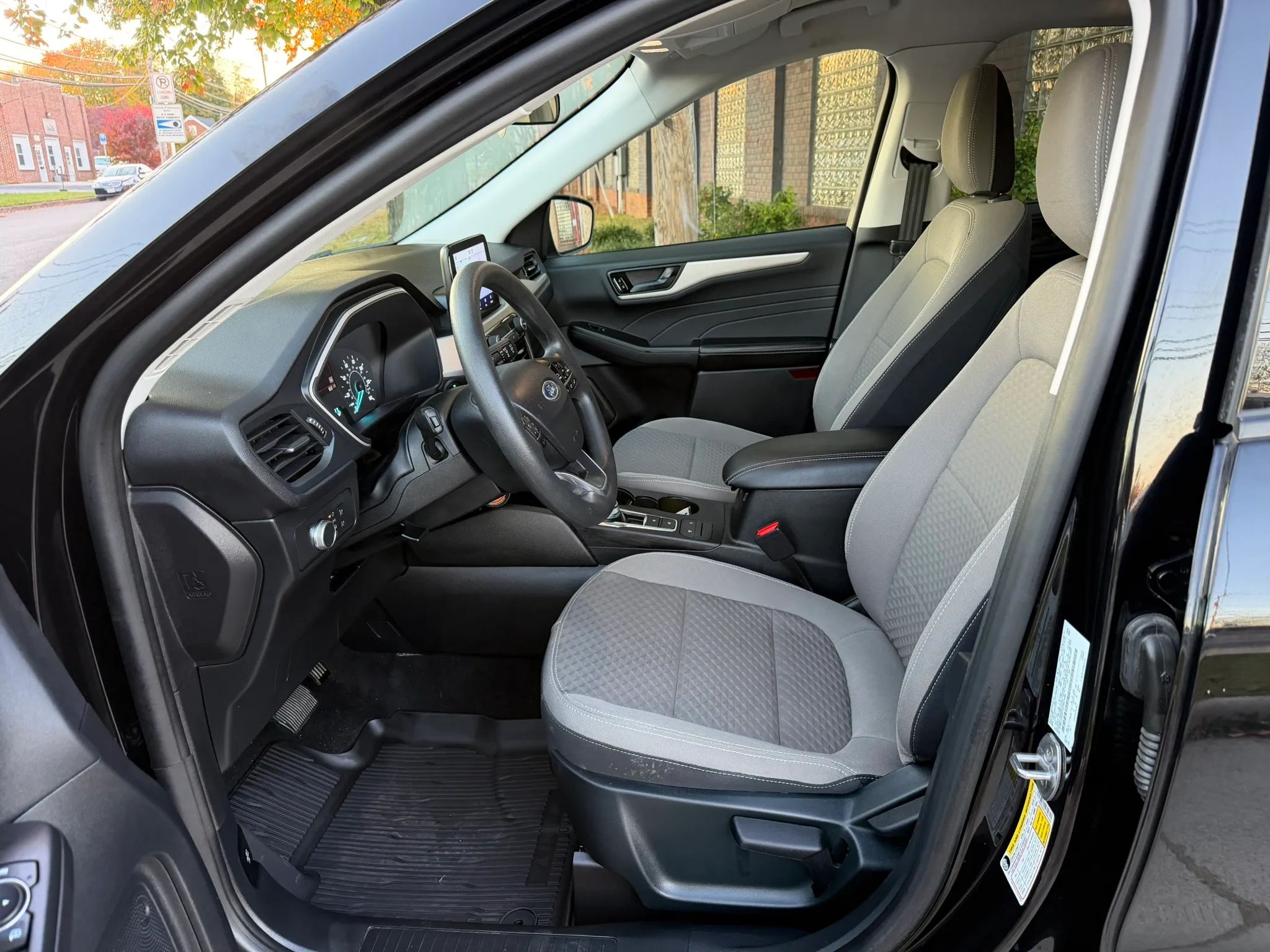 2022 Ford Escape SE Sport Utility 4D