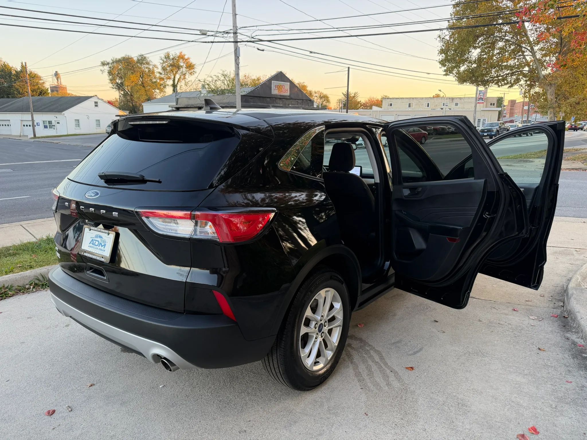 2022 Ford Escape SE Sport Utility 4D