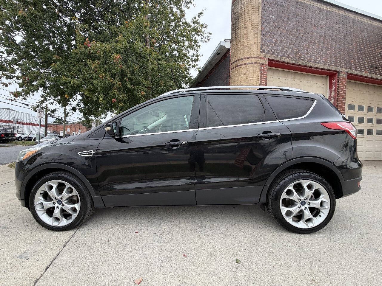 2013 Ford Escape Titanium Sport Utility 4D