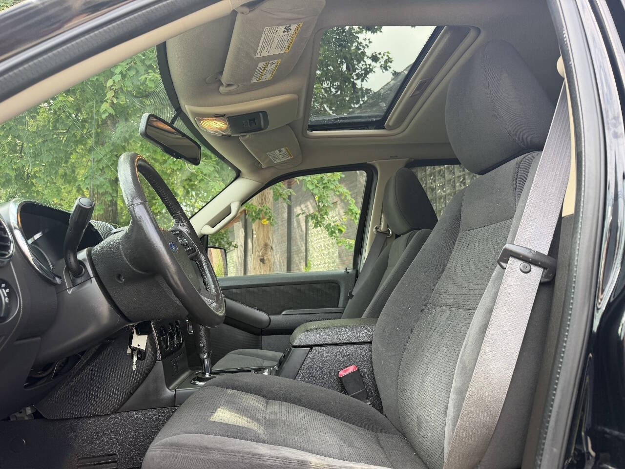 2009 Ford Explorer Sport Trac XLT Sport Utility Pickup 4D