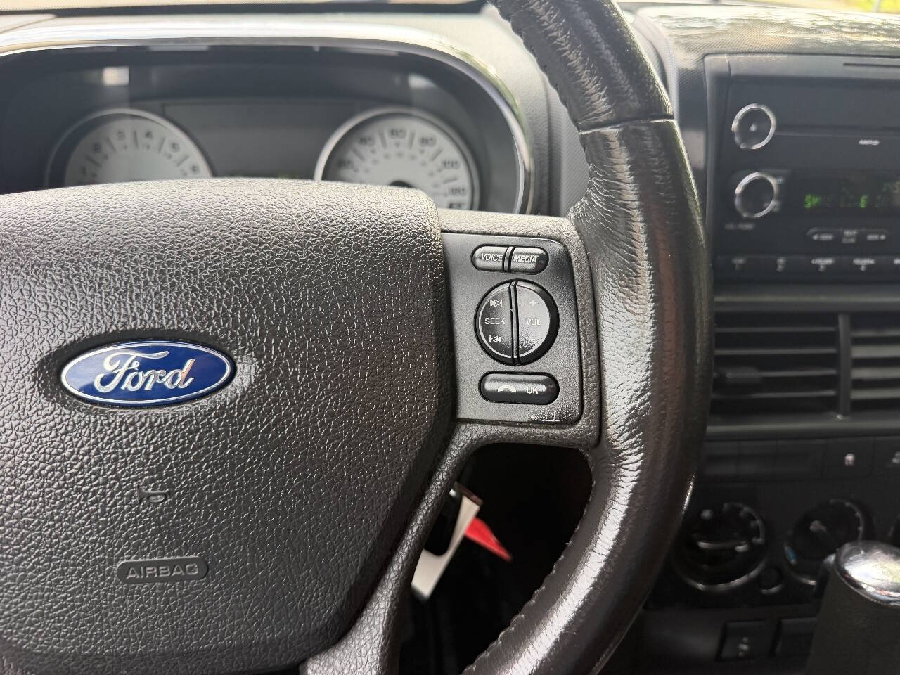 2009 Ford Explorer Sport Trac XLT Sport Utility Pickup 4D