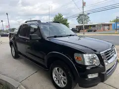 2009 Ford Explorer Sport Trac XLT Sport Utility Pickup 4D photo 3