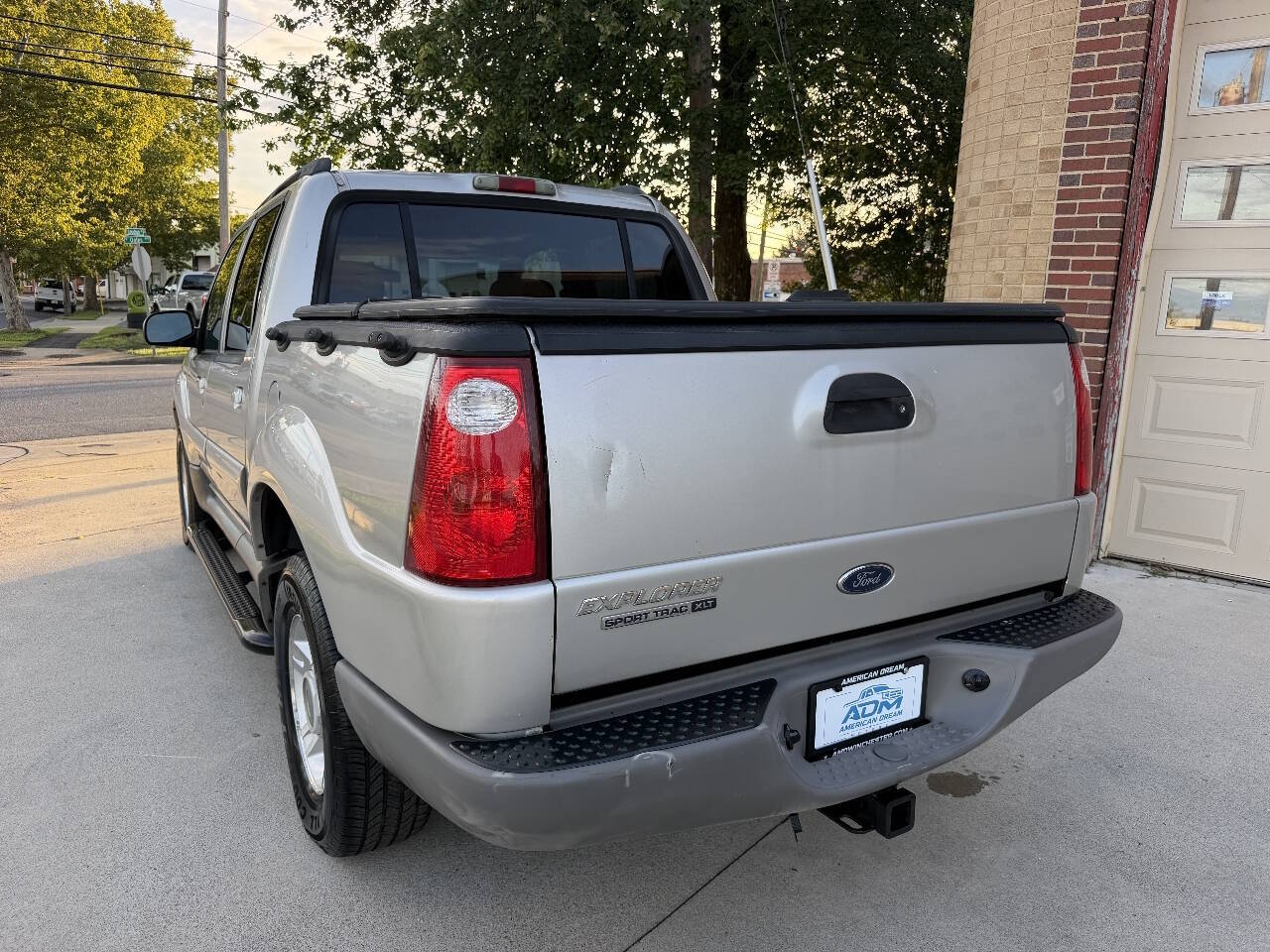 2003 Ford Explorer Sport Trac XLT Sport Utility Pickup 4D