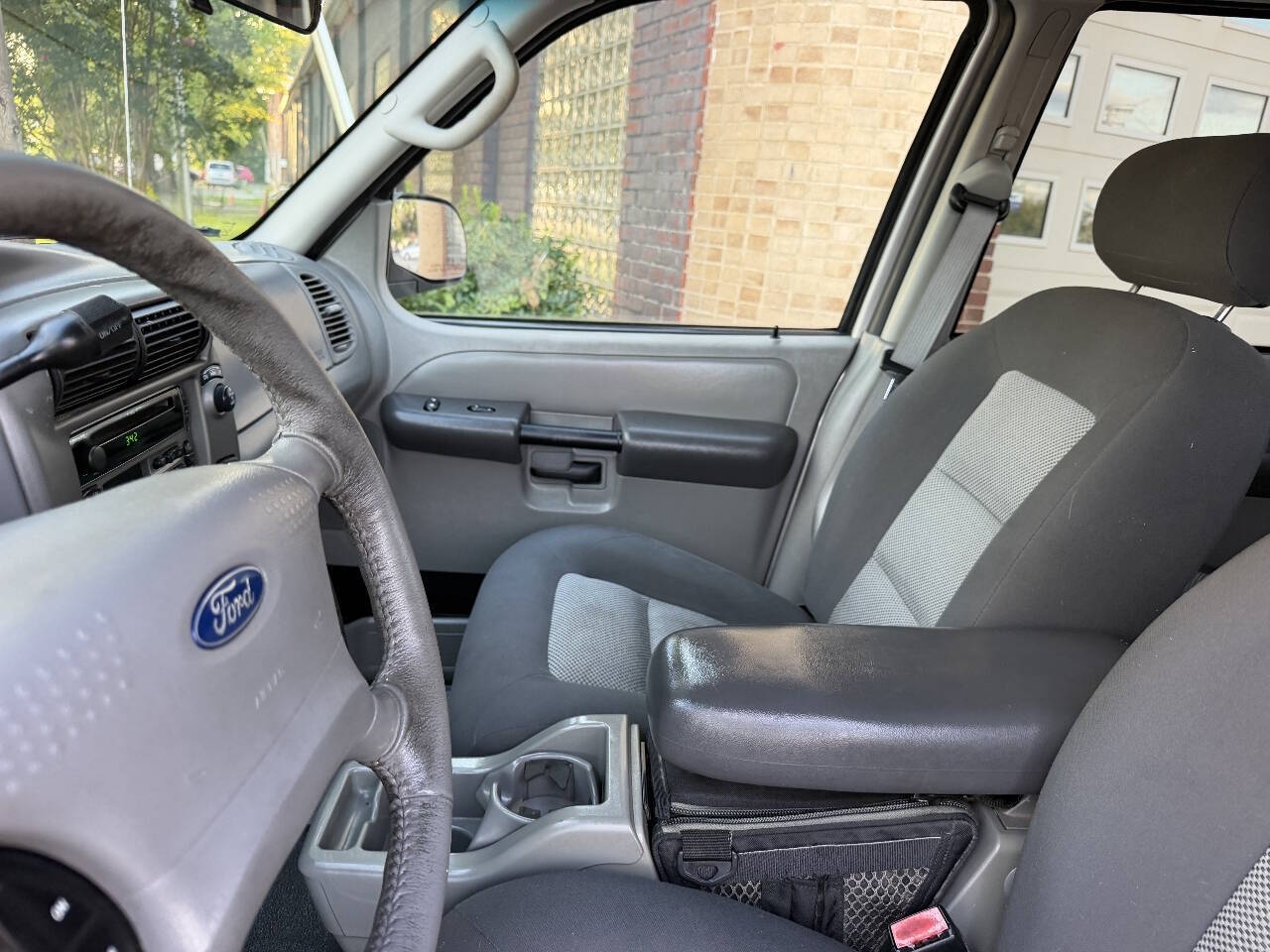 2003 Ford Explorer Sport Trac XLT Sport Utility Pickup 4D