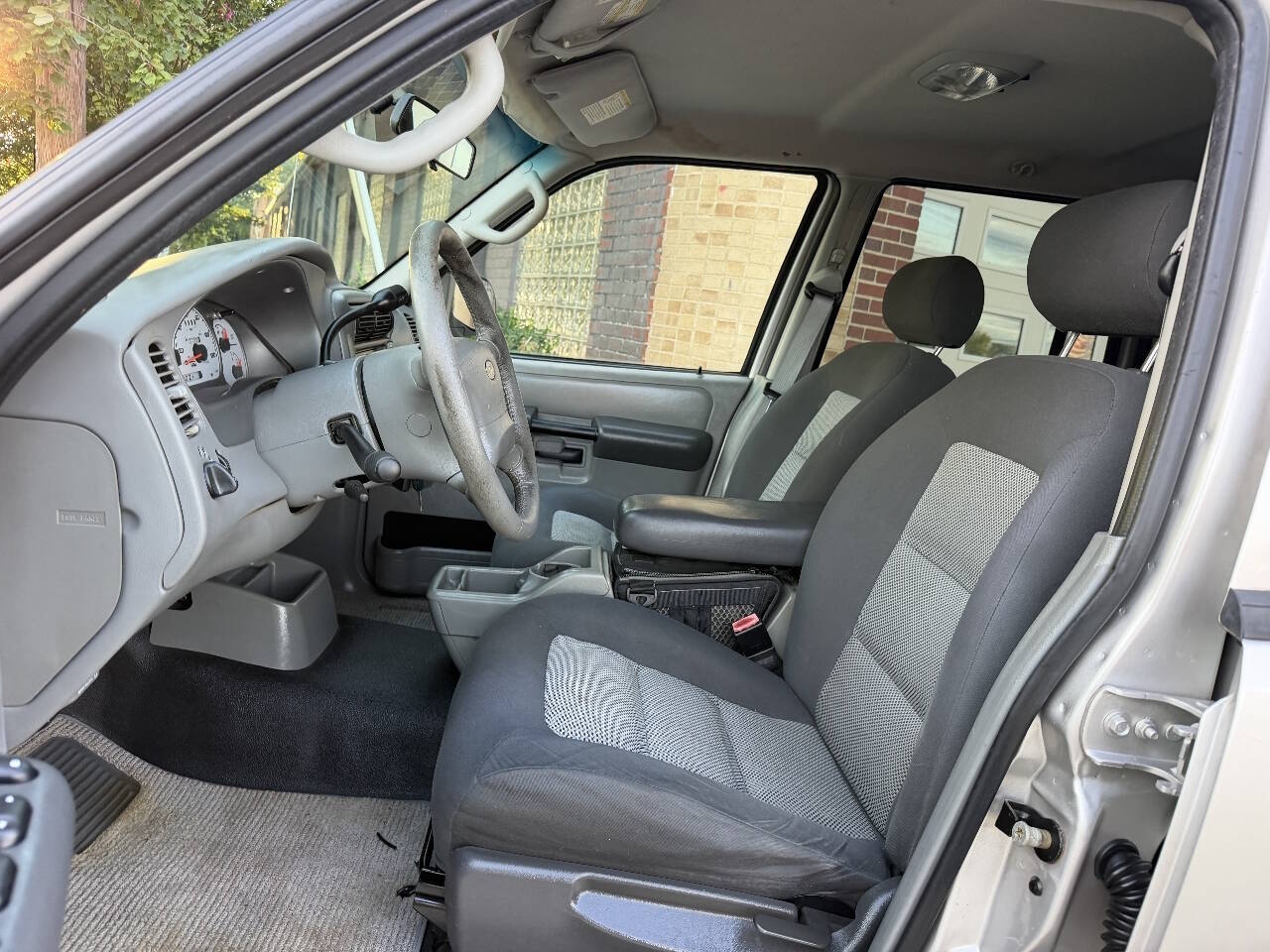 2003 Ford Explorer Sport Trac XLT Sport Utility Pickup 4D
