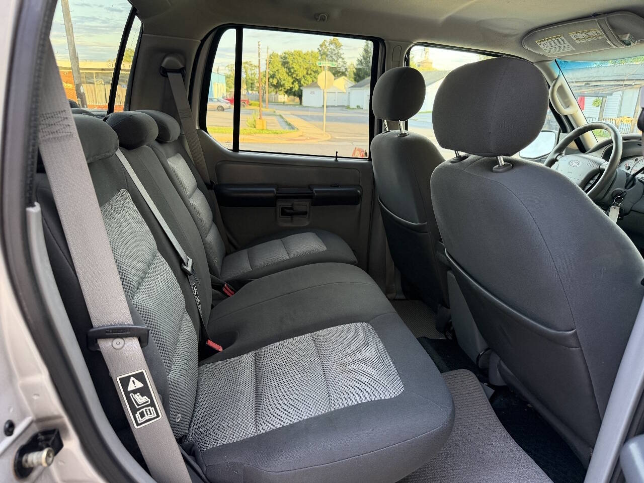 2003 Ford Explorer Sport Trac XLT Sport Utility Pickup 4D
