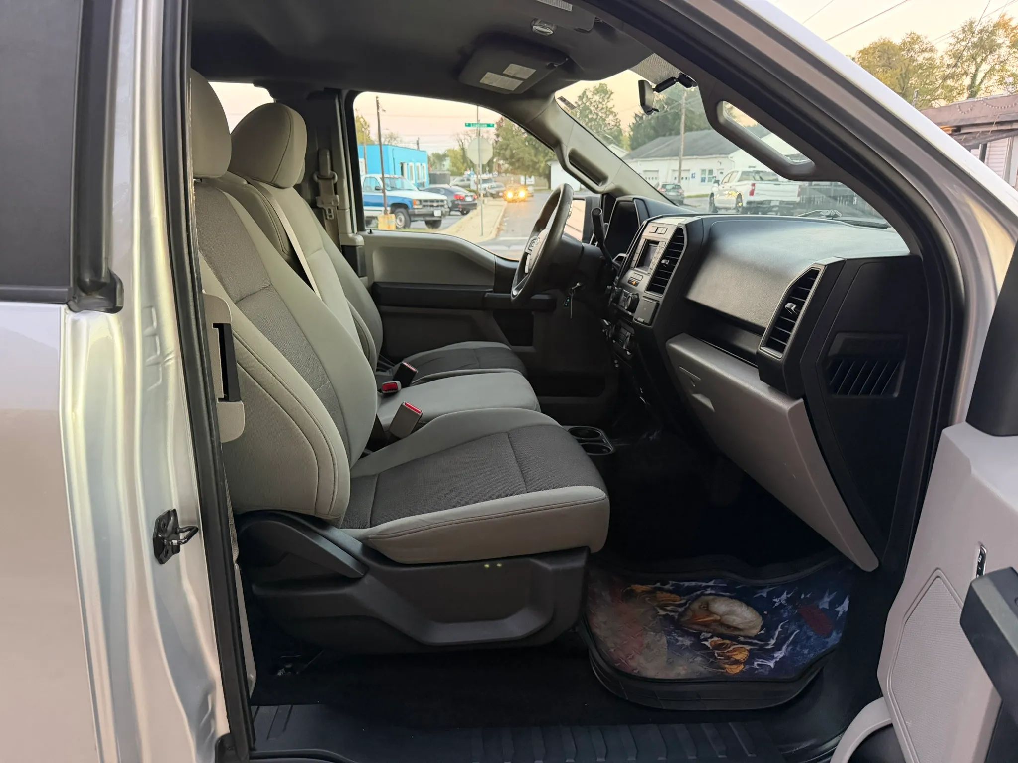 2016 Ford F150 Super Cab XL Pickup 4D 6 1/2 ft