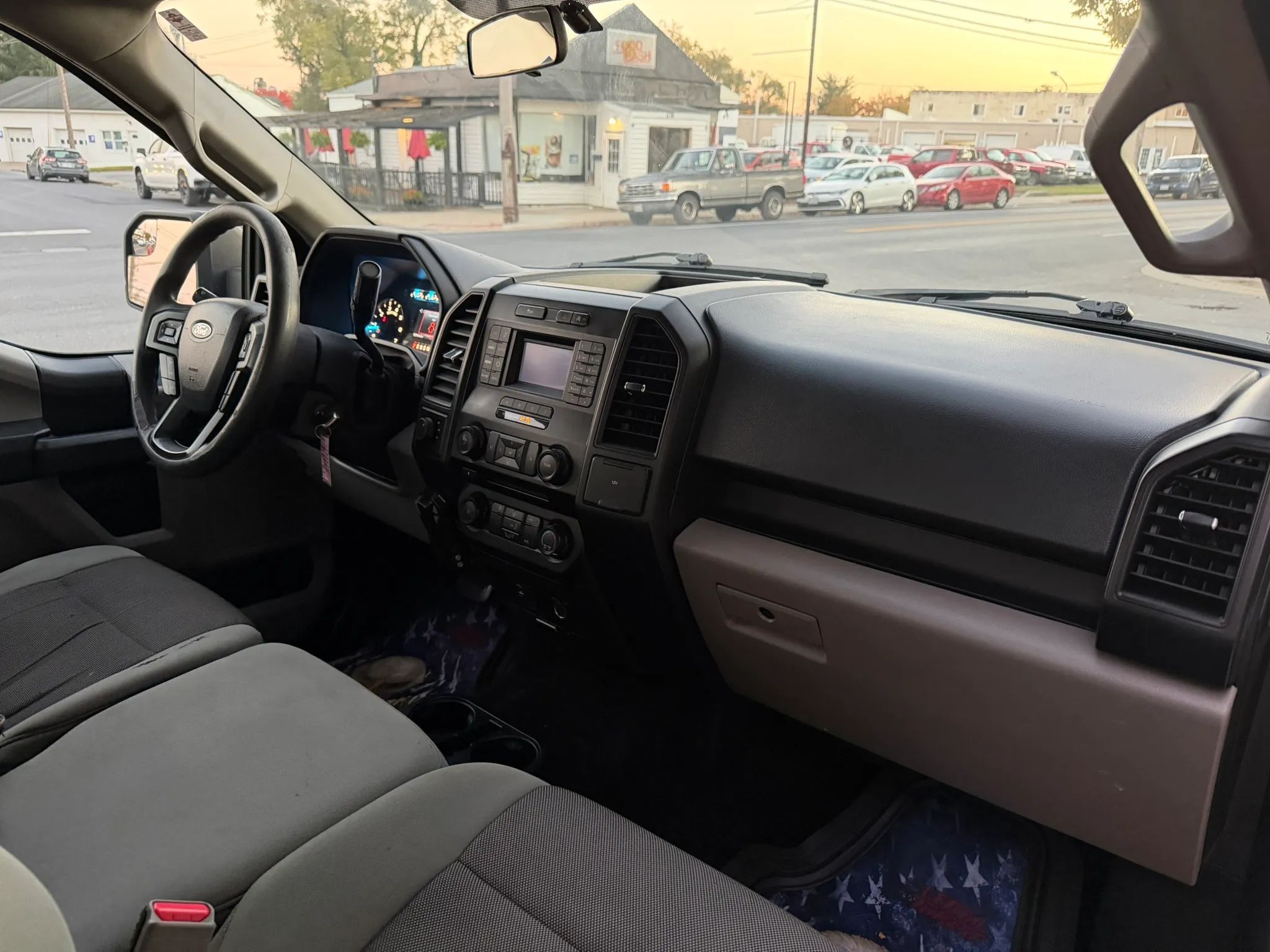2016 Ford F150 Super Cab XL Pickup 4D 6 1/2 ft