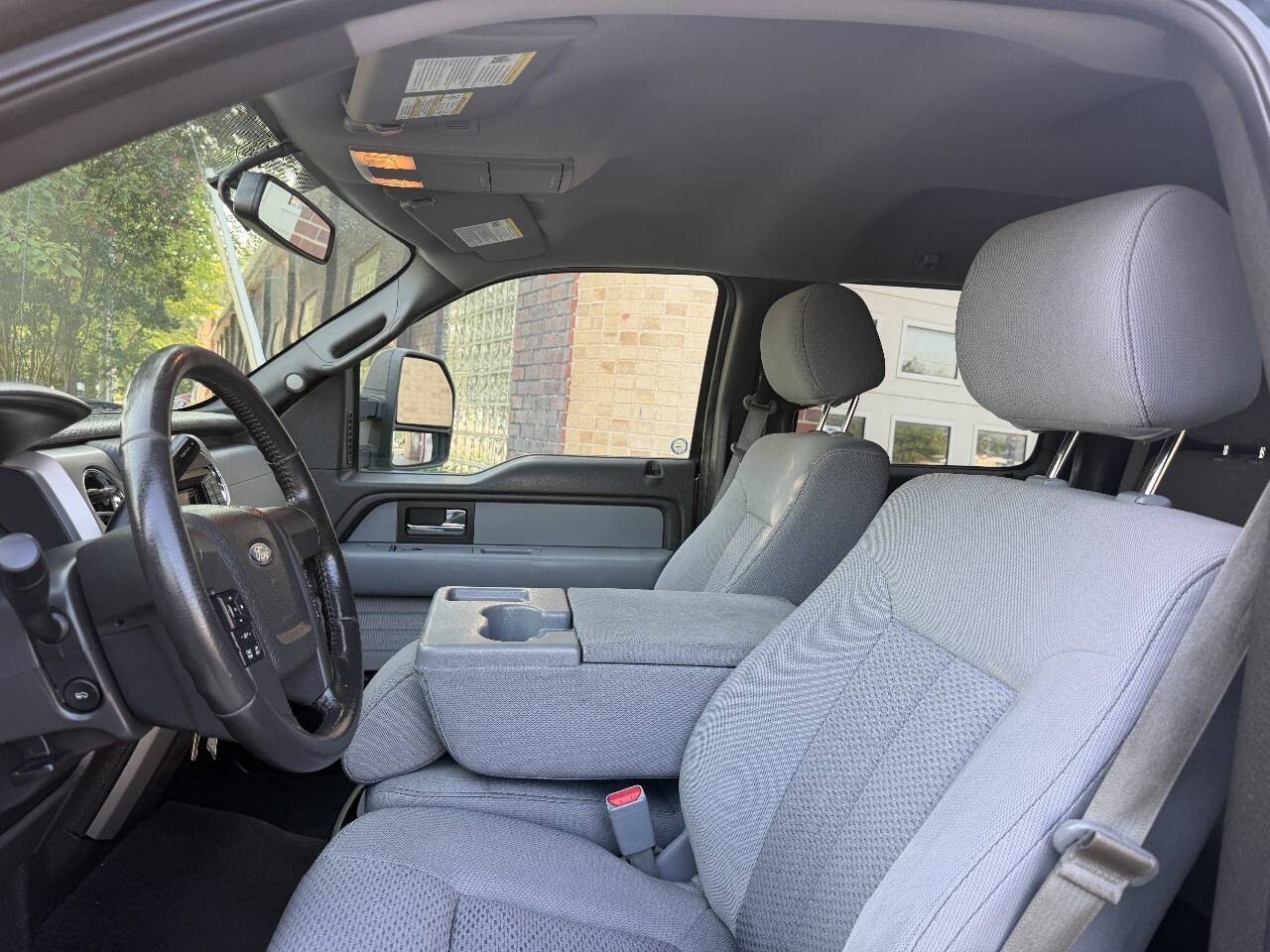 2013 Ford F-150 XLT photo 10