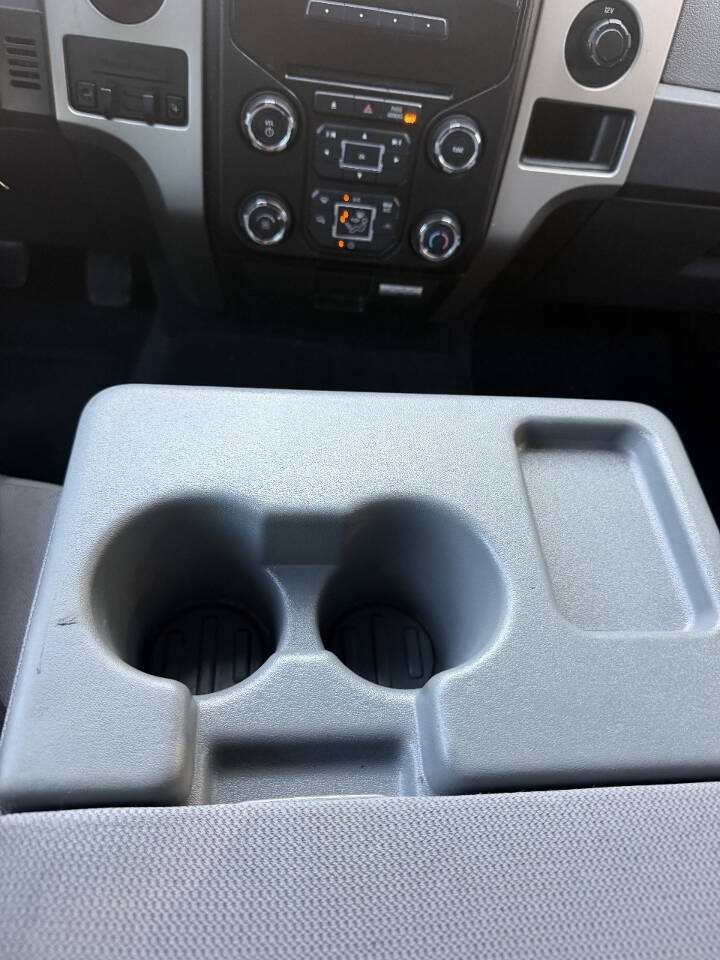 2013 Ford F-150 XLT photo 26