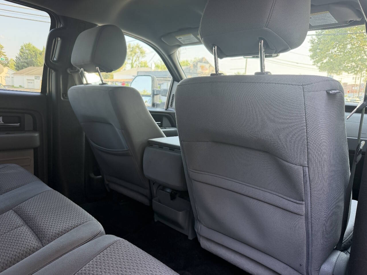2013 Ford F-150 XLT photo 33