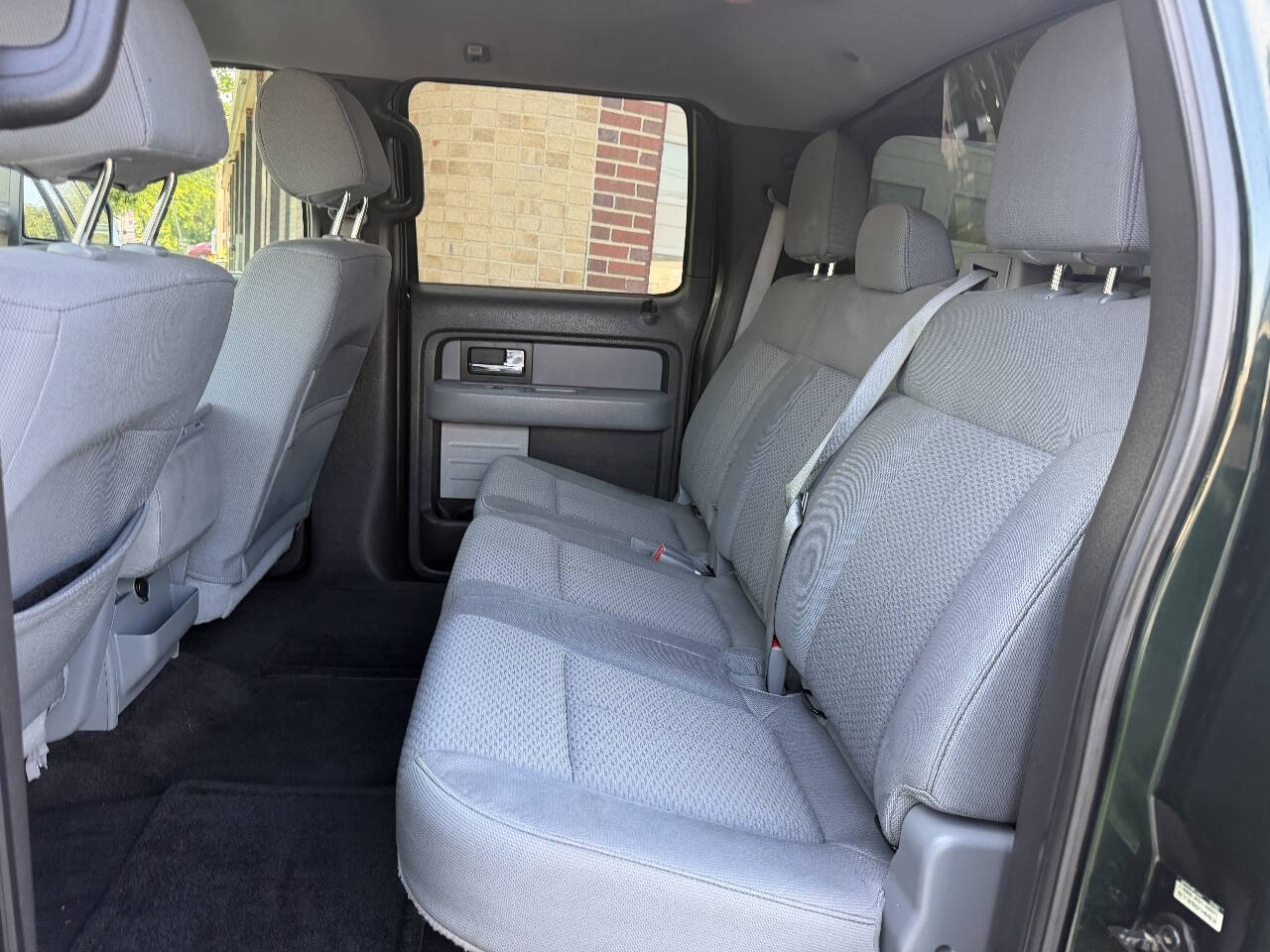 2013 Ford F-150 XLT photo 37