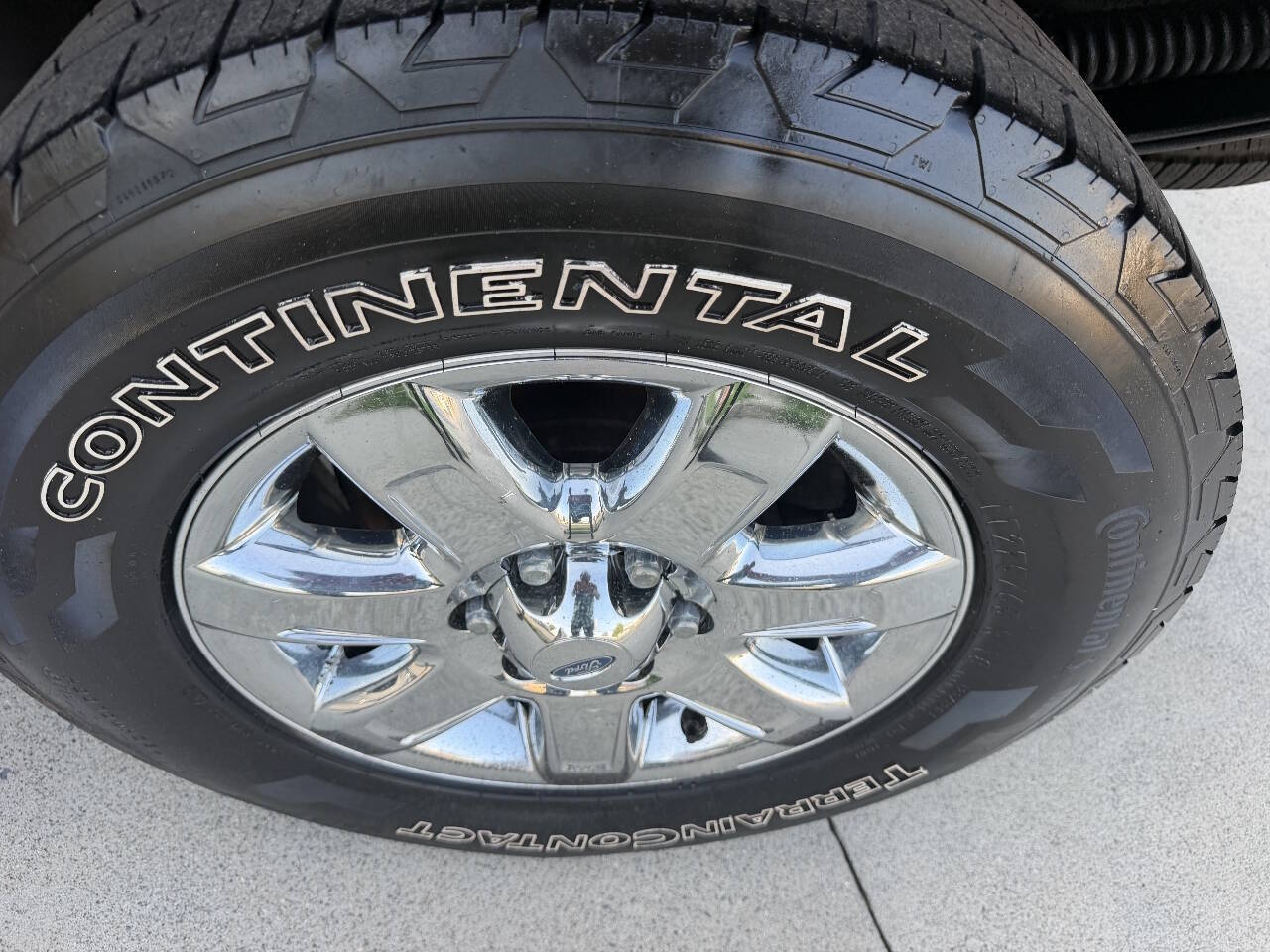 2013 Ford F-150 XLT photo 40