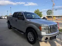 2011 Ford F150 SuperCrew Cab XLT Pickup 4D 5 1/2 ft photo 4