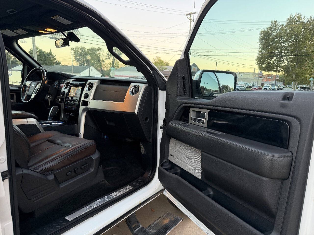 2012 Ford F150 SuperCrew Cab Platinum