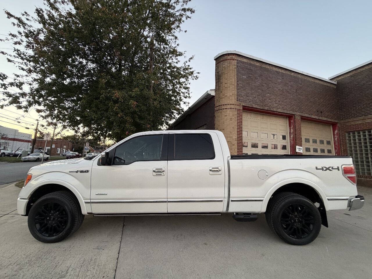 2012 Ford F150 SuperCrew Cab Platinum