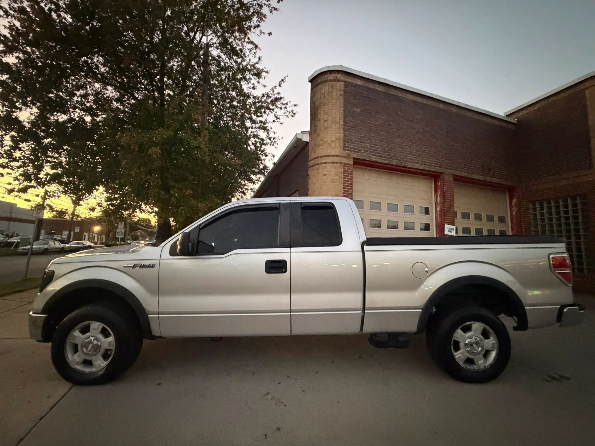 2010 Ford F150 Super Cab XLT Pickup 4D 6 1/2 ft