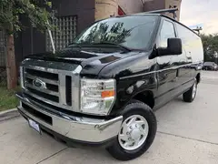 2011 Ford E-Series E-250 Cargo photo 2