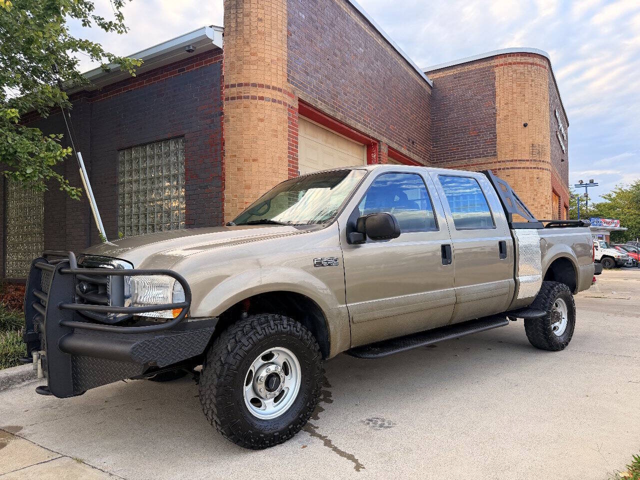 2001 Ford F250 Super Duty Crew Cab Lariat Crew Cab
