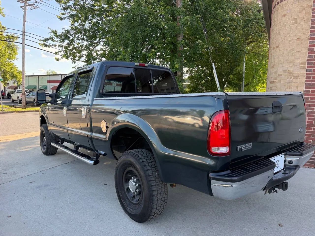 2004 Ford F250 Super Duty Crew Cab XLT Pickup 4D 8 ft photo 12