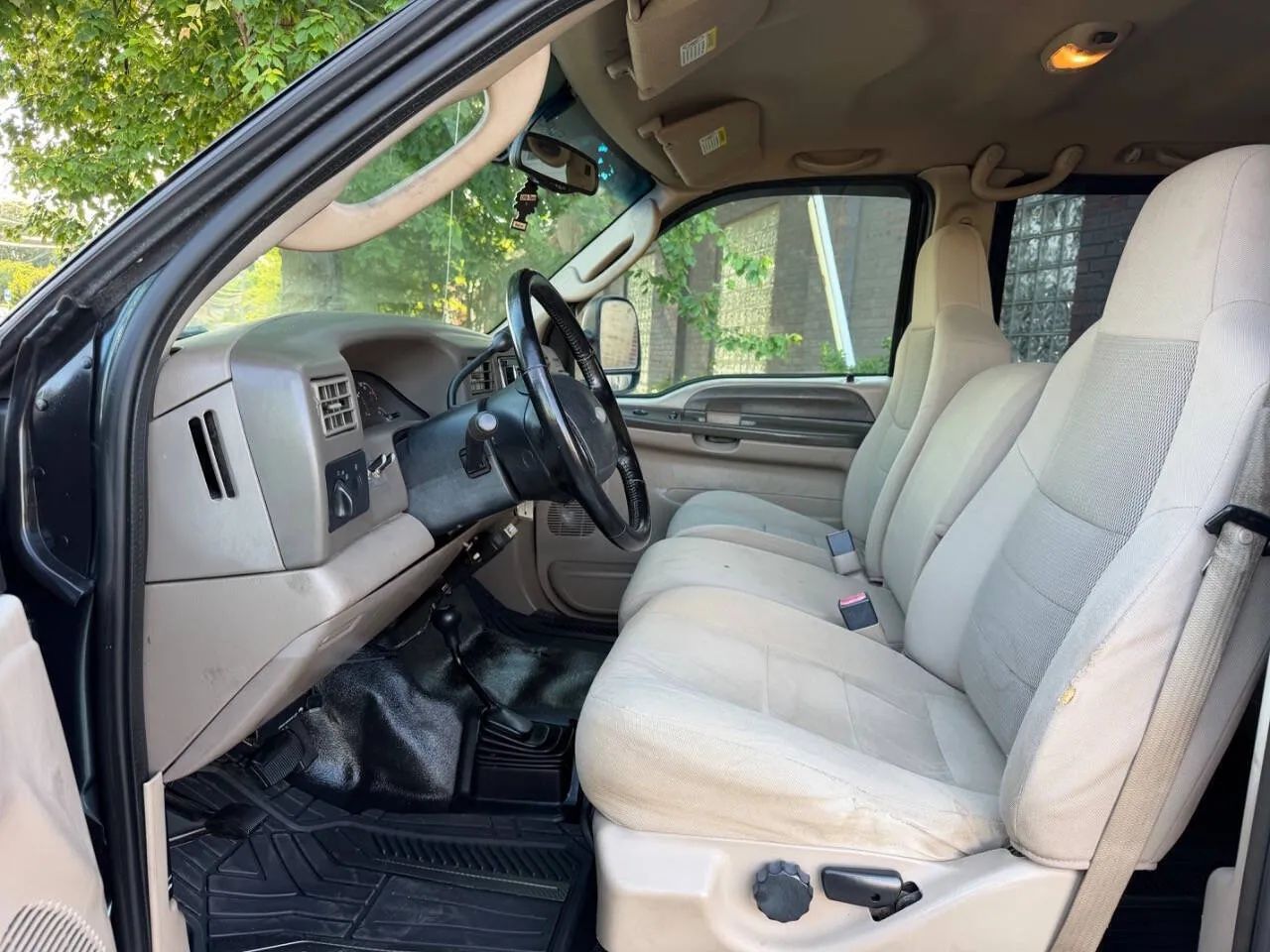 2004 Ford F250 Super Duty Crew Cab XLT Pickup 4D 8 ft photo 15