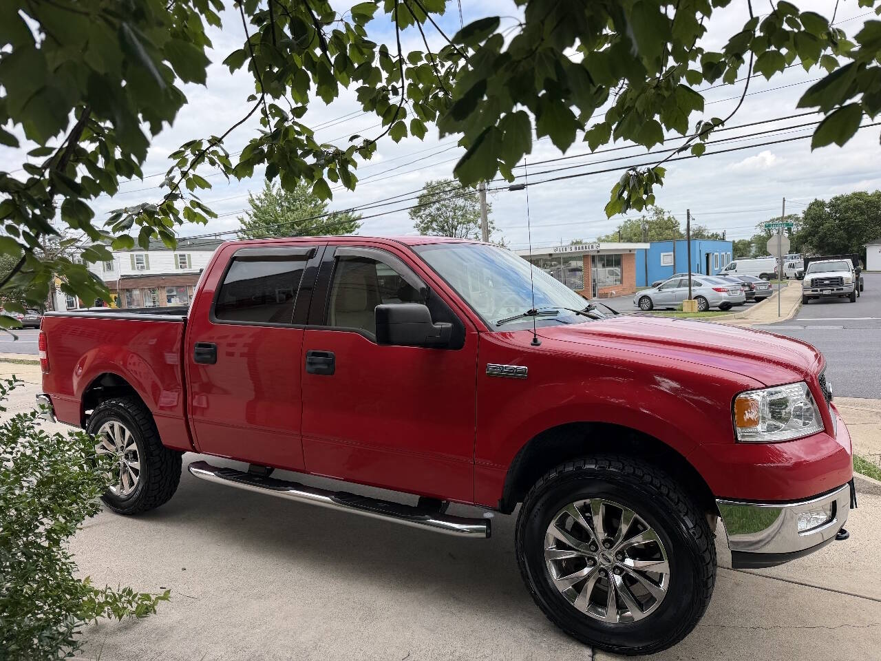 2004 Ford F-150 XLT photo 4