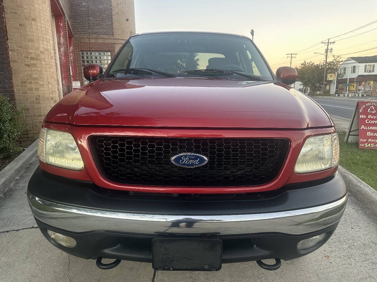 2003 Ford F150 SuperCrew Cab XLT Pickup 4D 5 1/2 ft