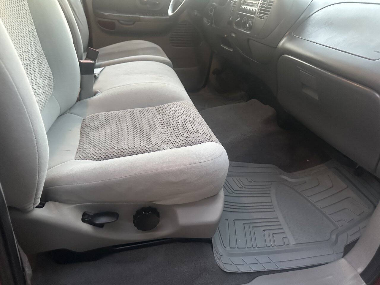 2003 Ford F150 SuperCrew Cab XLT Pickup 4D 5 1/2 ft
