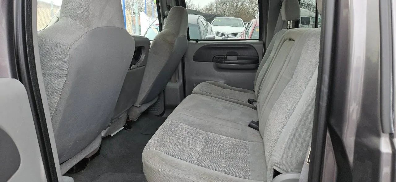 2004 Ford F350 Super Duty Crew Cab XLT Pickup 4D 8 ft photo 13