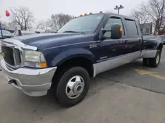2004 Ford F-350 Super Duty Lariat Crew Cab photo 2