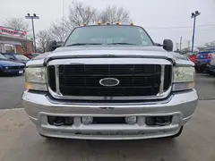 2004 Ford F-350 Super Duty Lariat Crew Cab photo 5