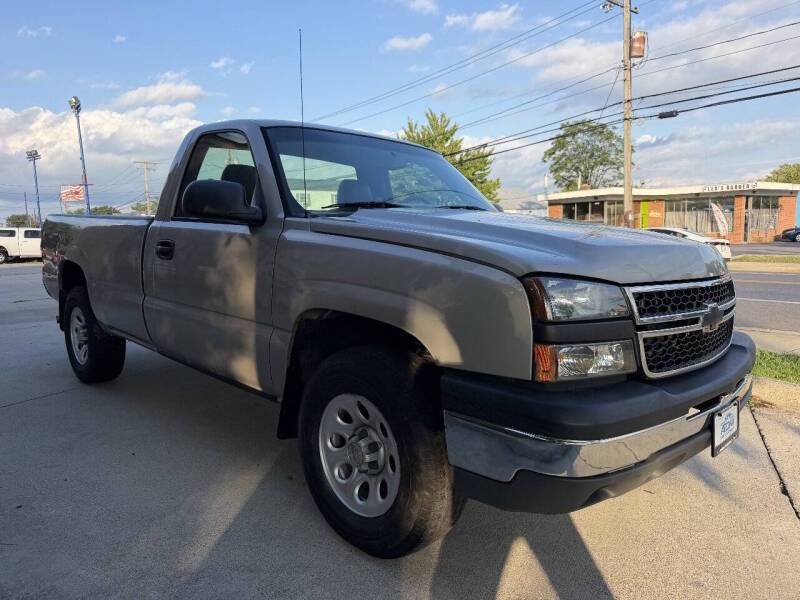 2006 Chevrolet Silverado 1500 Regular Cab Work Truck Pickup 2D 8 ft