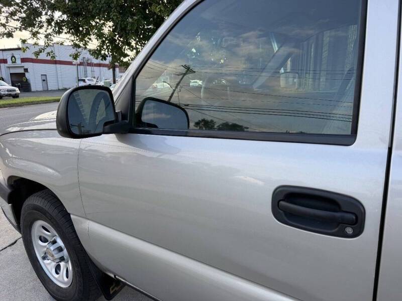 2006 Chevrolet Silverado 1500 Regular Cab Work Truck Pickup 2D 8 ft