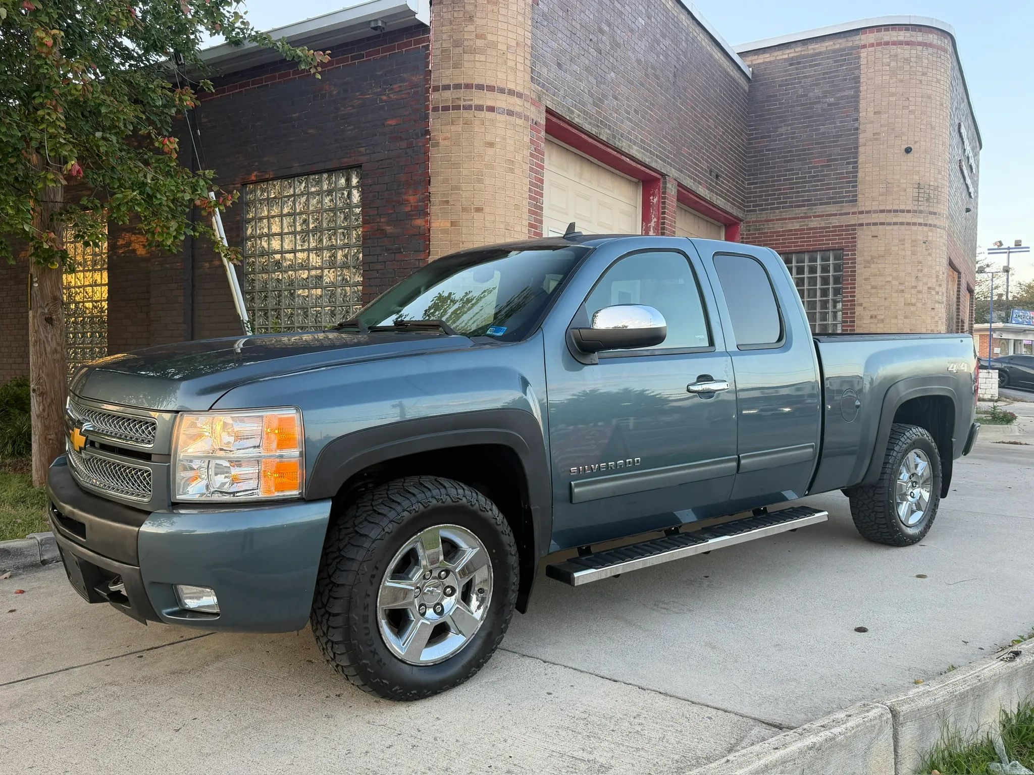 2013 Chevrolet Silverado 1500 Extended Cab LTZ Pickup 4D 6 1/2 ft