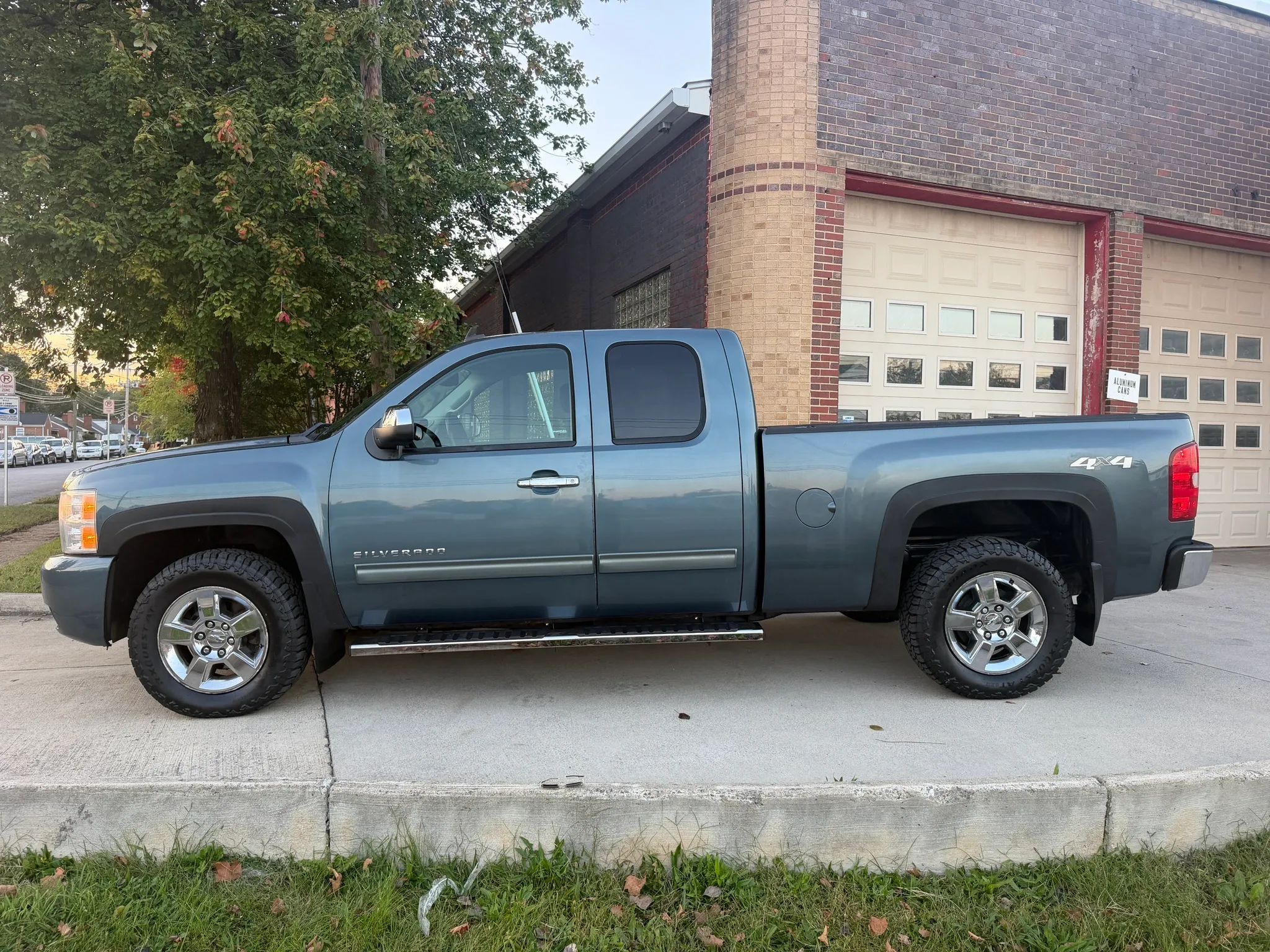2013 Chevrolet Silverado 1500 Extended Cab LTZ Pickup 4D 6 1/2 ft