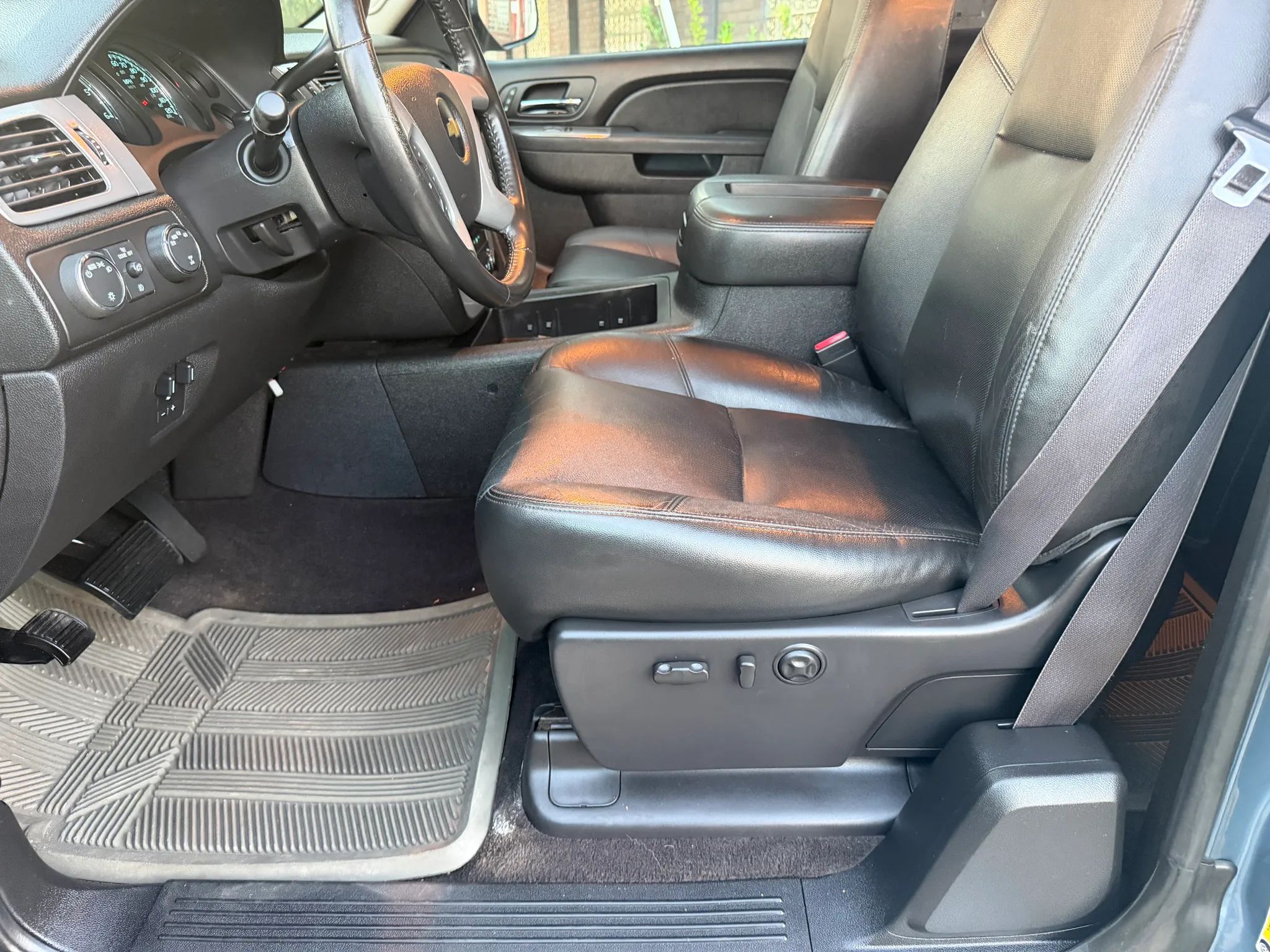 2013 Chevrolet Silverado 1500 Extended Cab LTZ Pickup 4D 6 1/2 ft