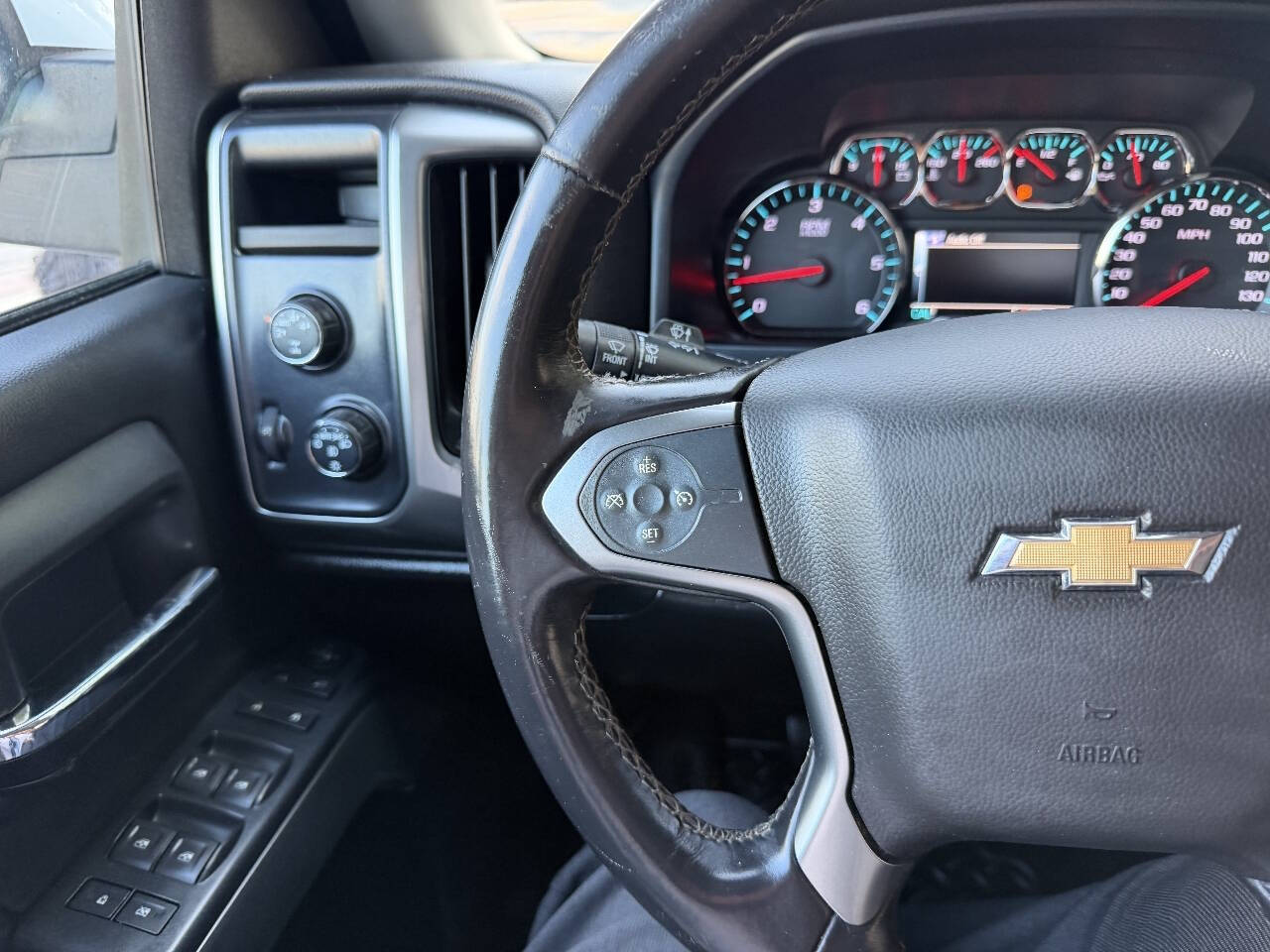 2015 Chevrolet Silverado 1500 LT Z71 Extended Cab photo 24