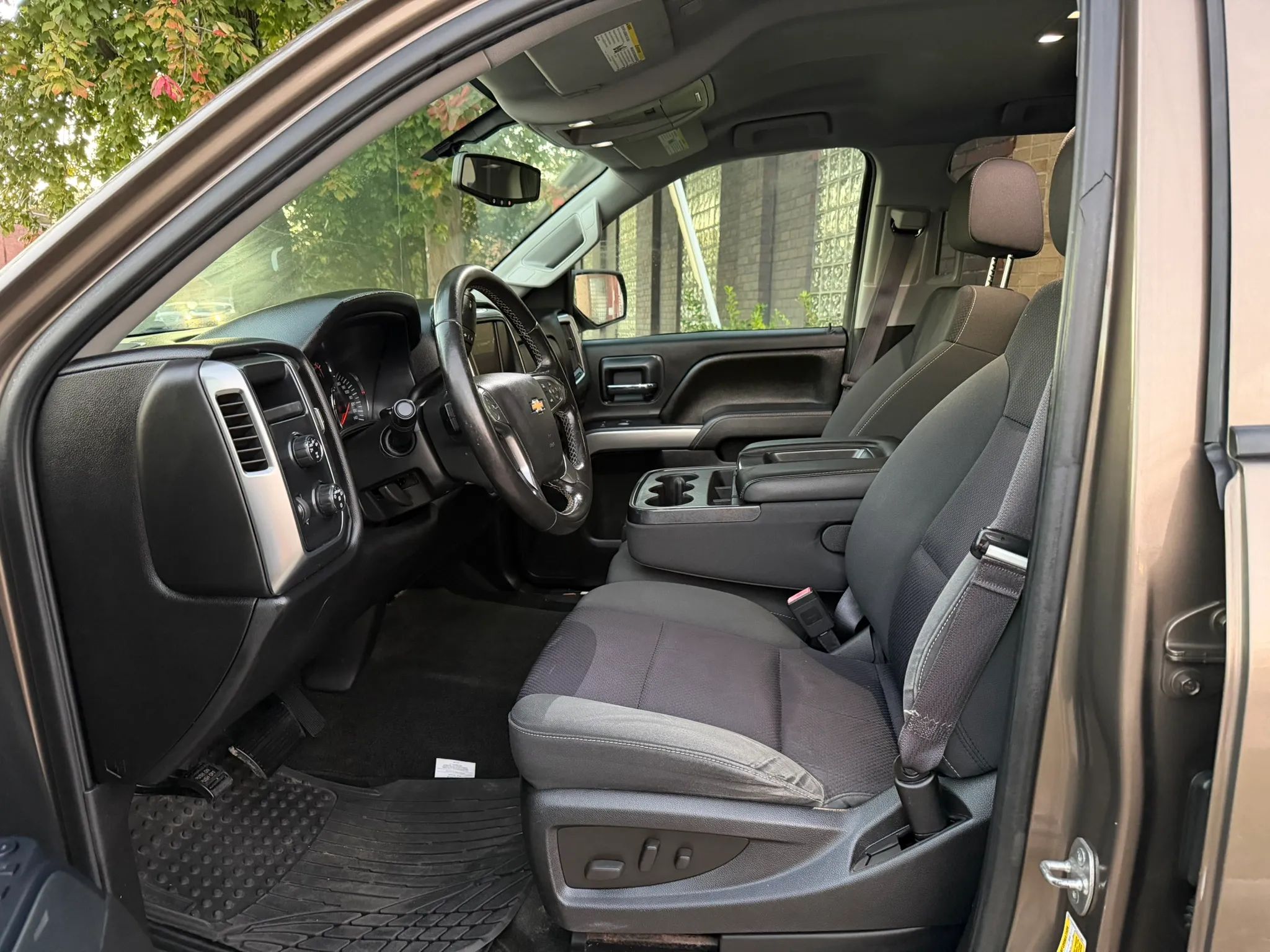 2014 Chevrolet Silverado 1500 Double Cab LT Pickup 4D 6 1/2 ft