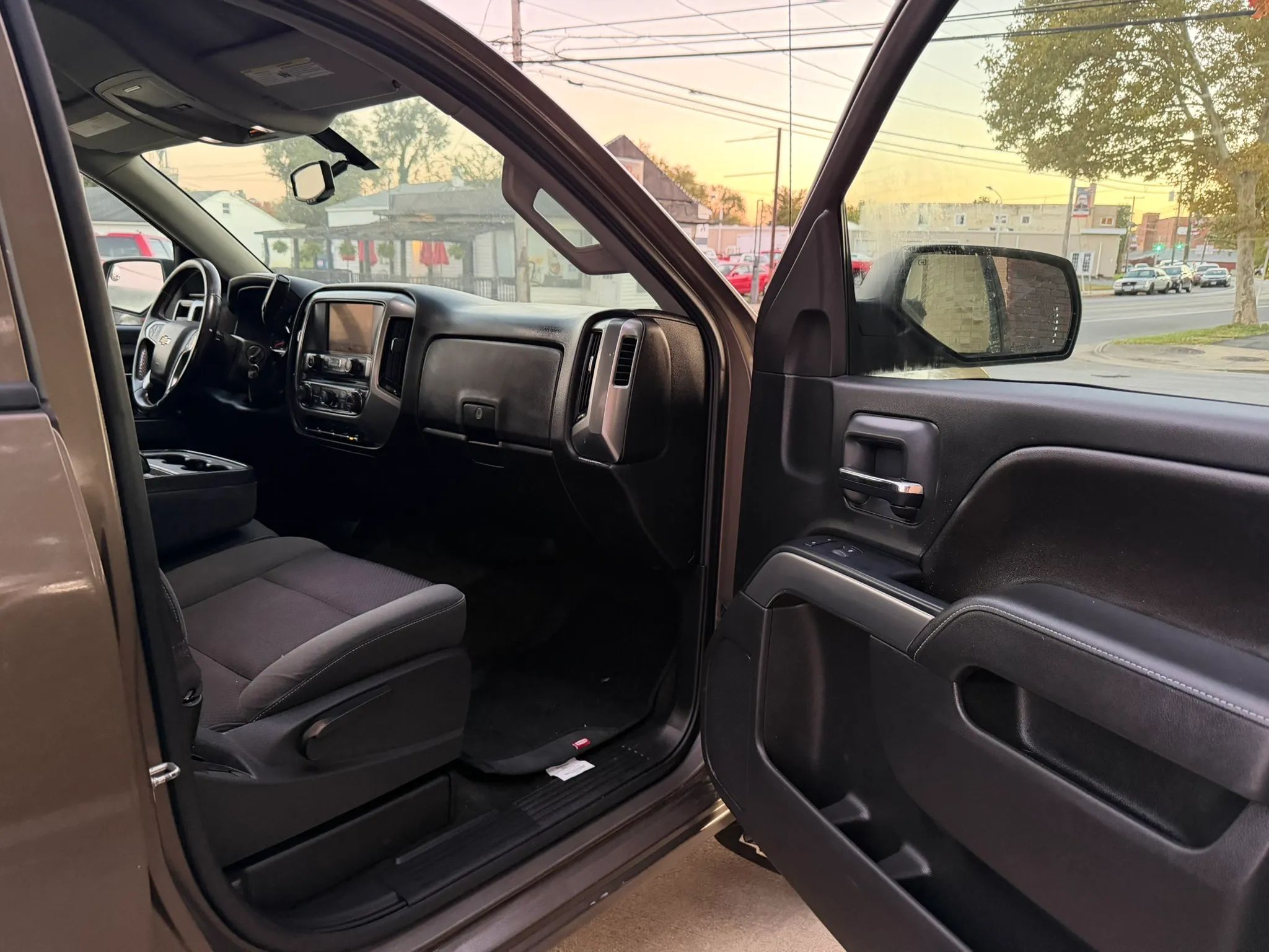 2014 Chevrolet Silverado 1500 Double Cab LT Pickup 4D 6 1/2 ft