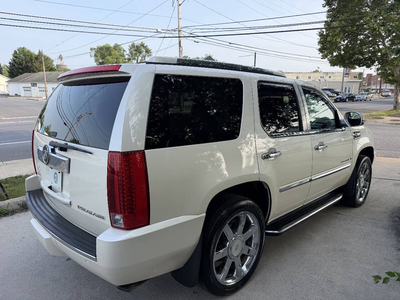 2009 Cadillac Escalade Hybrid Base photo 6