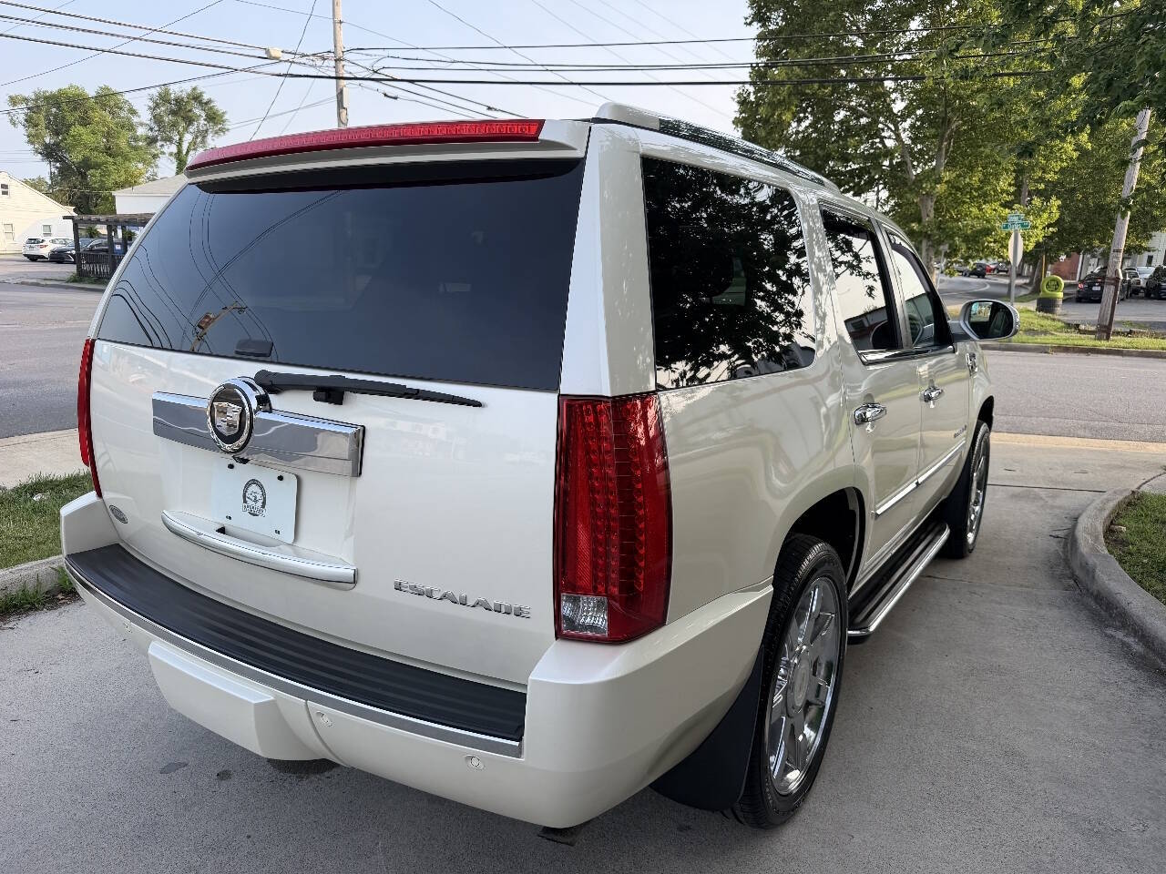 2009 Cadillac Escalade Hybrid Base photo 7