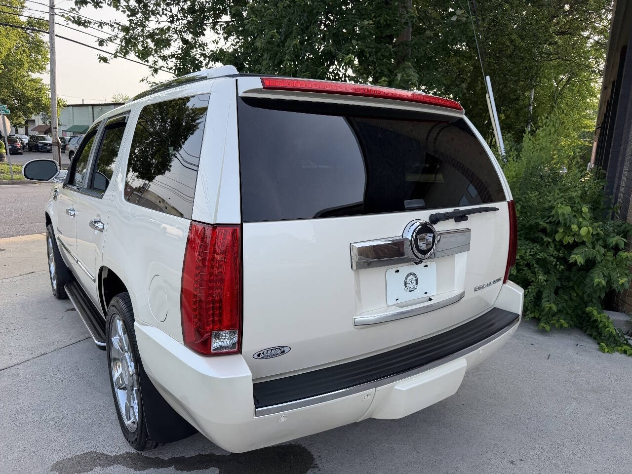 2009 Cadillac Escalade Hybrid Base photo 9