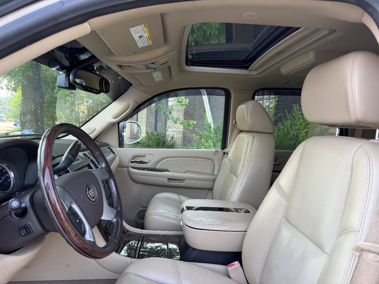 2009 Cadillac Escalade Hybrid Base photo 17
