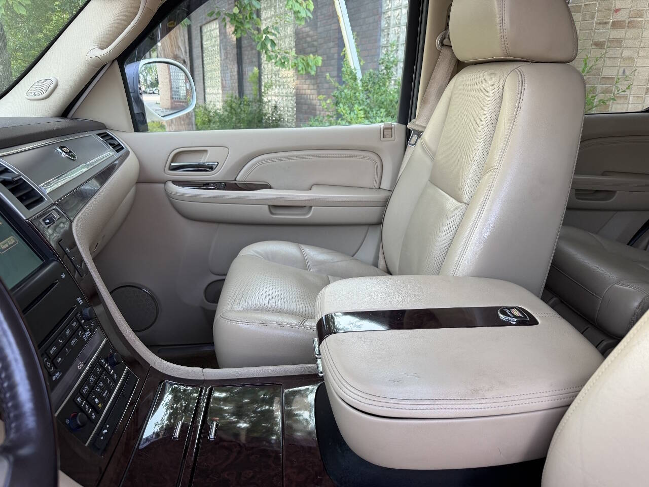 2009 Cadillac Escalade Hybrid Base photo 22