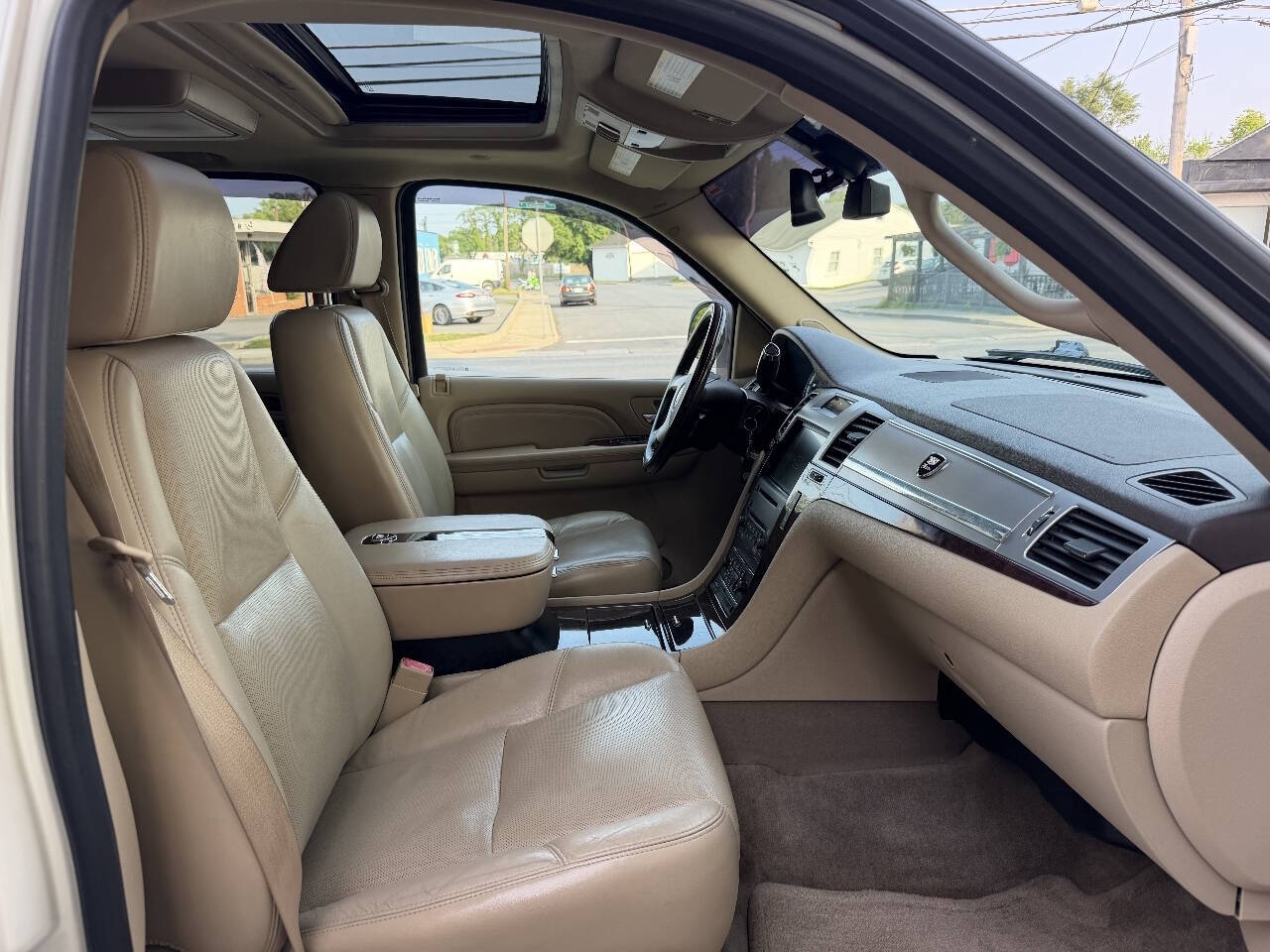 2009 Cadillac Escalade Hybrid Base photo 26