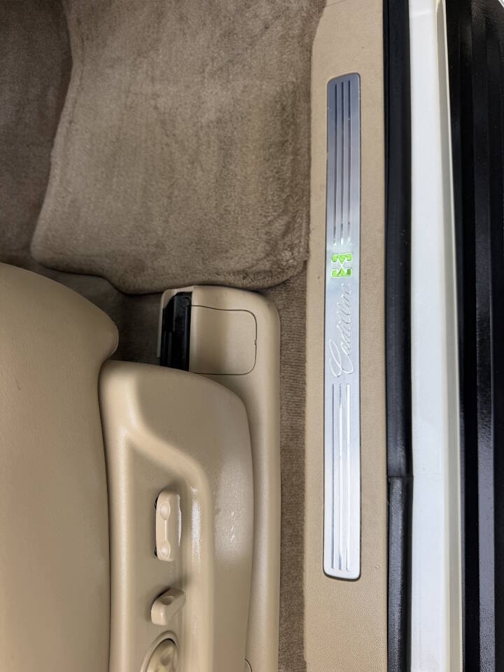 2009 Cadillac Escalade Hybrid Base photo 34