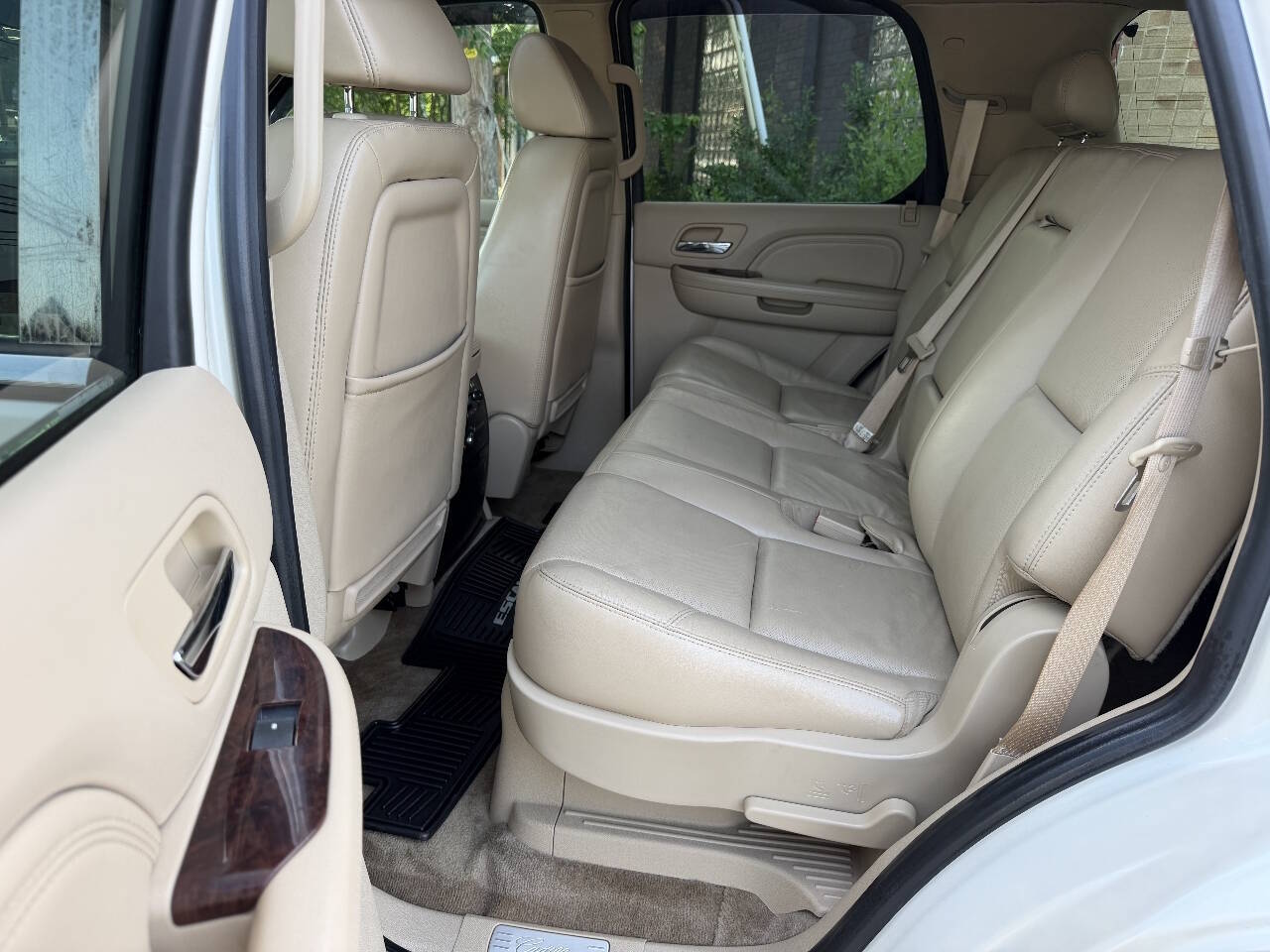 2009 Cadillac Escalade Hybrid Base photo 40